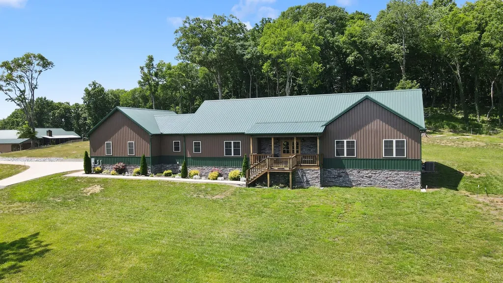 2095 Linwood Road Watertown TN 37184