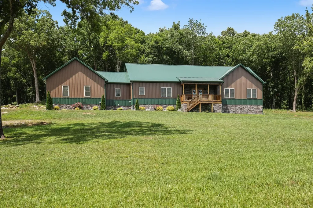 2095 Linwood Road Watertown TN 37184