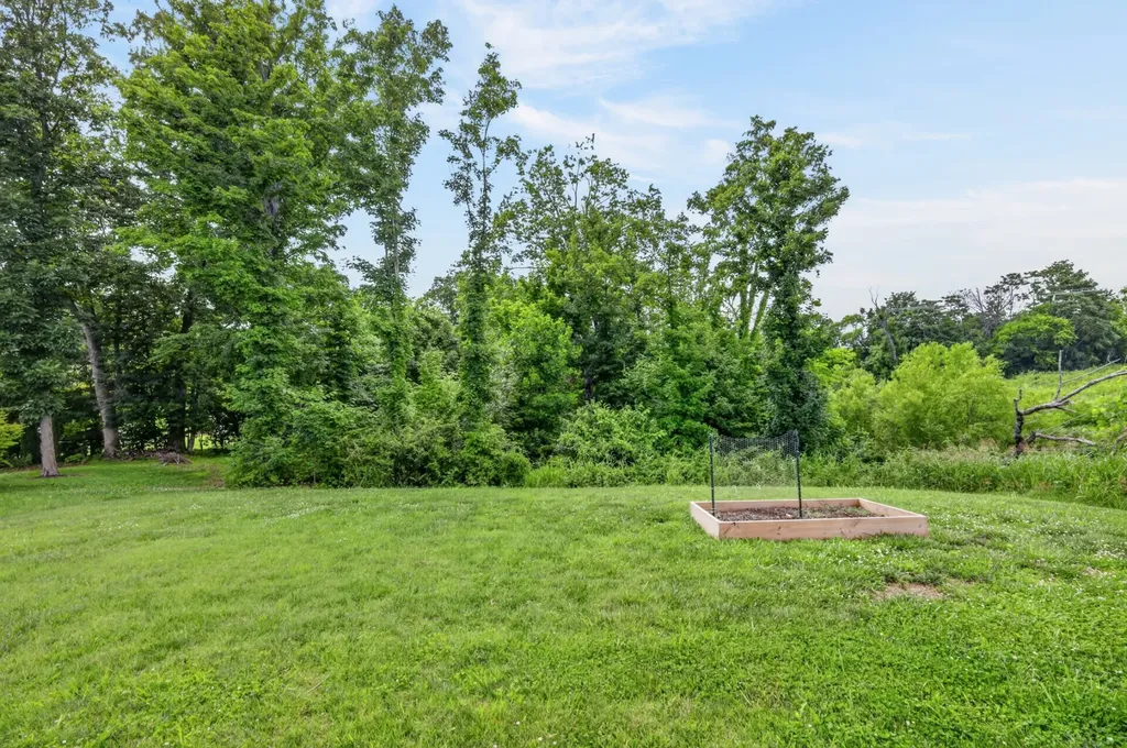 2200 Stonemeade Drive Spring Hill TN 37174