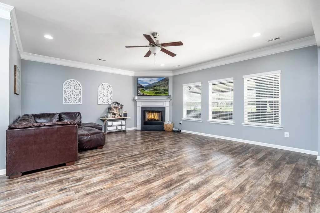 1862 Wendy Boulevard Columbia TN 38401