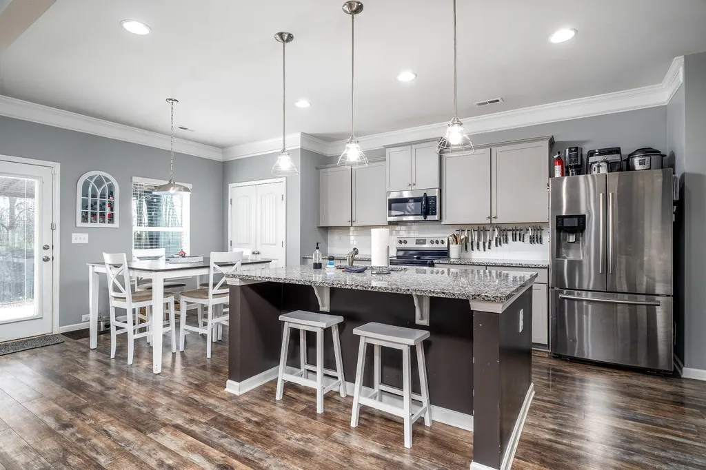 1862 Wendy Boulevard Columbia TN 38401
