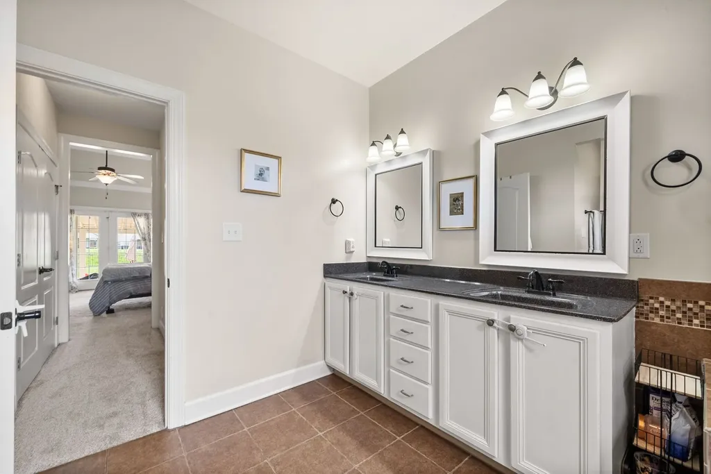 1154 Buggy Cove Clarksville TN 37043