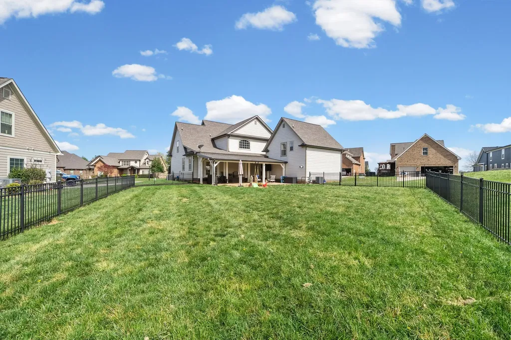 1154 Buggy Cove Clarksville TN 37043