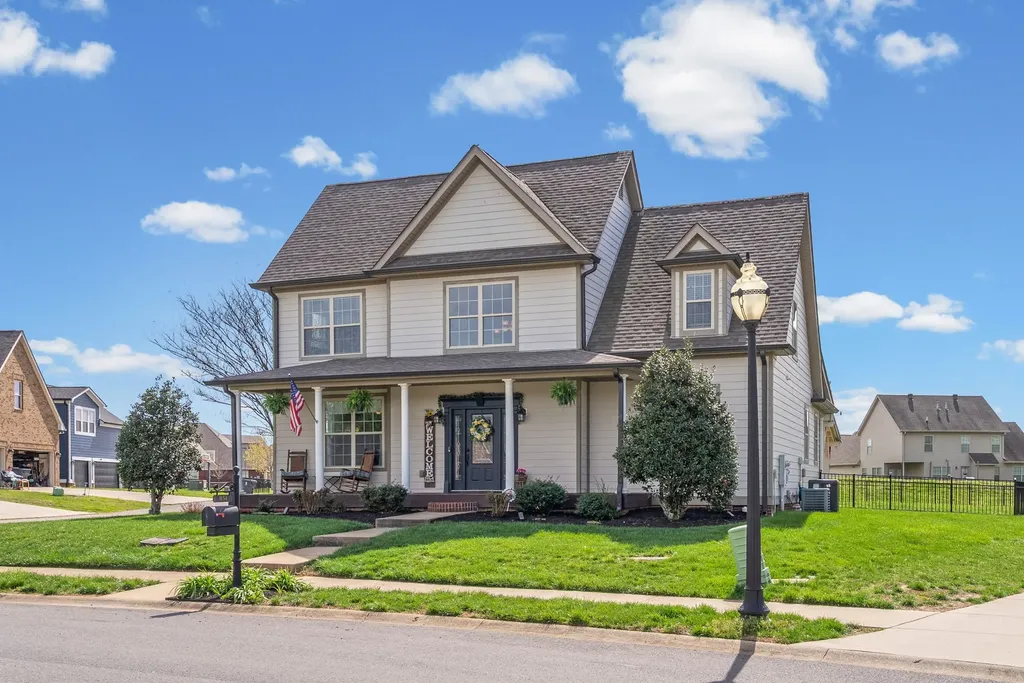 1154 Buggy Cove Clarksville TN 37043