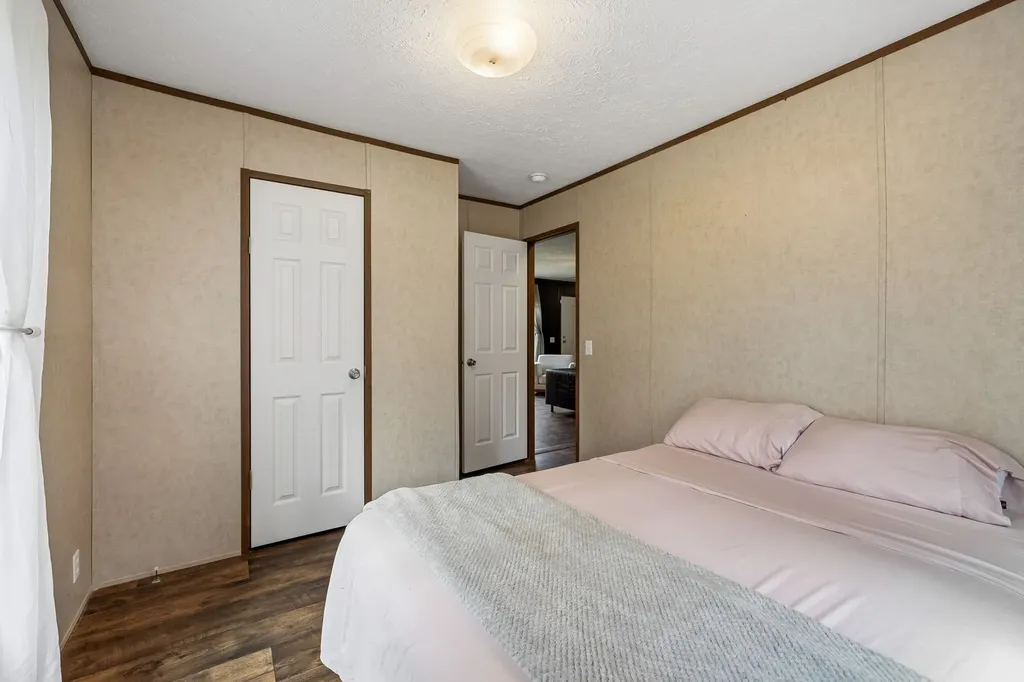 805 Harris Road Dickson TN 37055