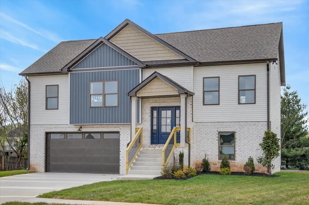 108 Apple Blossom Court Clarksville TN 37042