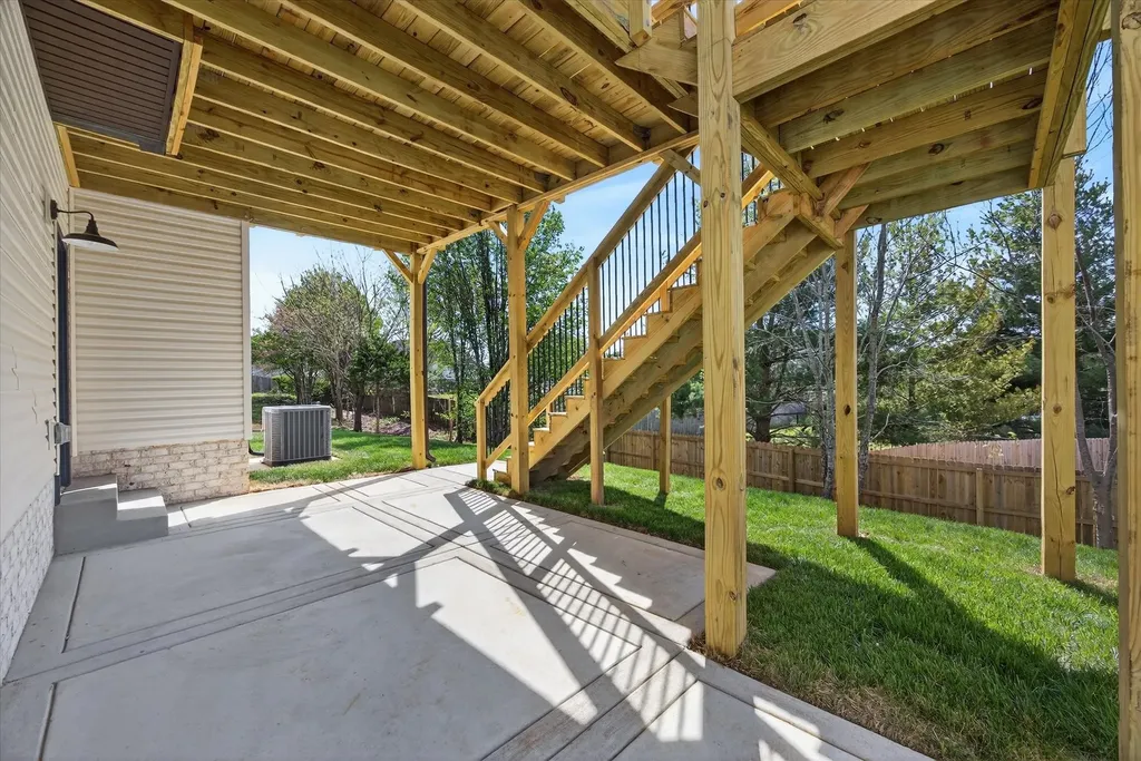 108 Apple Blossom Court Clarksville TN 37042