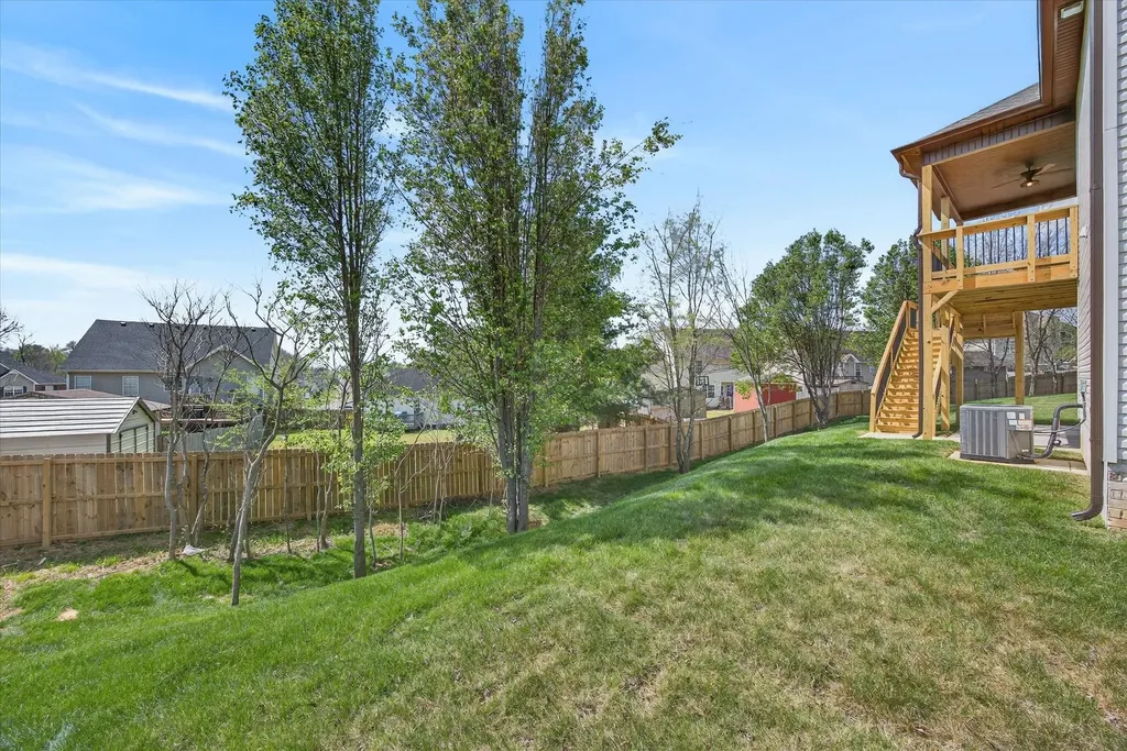 108 Apple Blossom Court Clarksville TN 37042