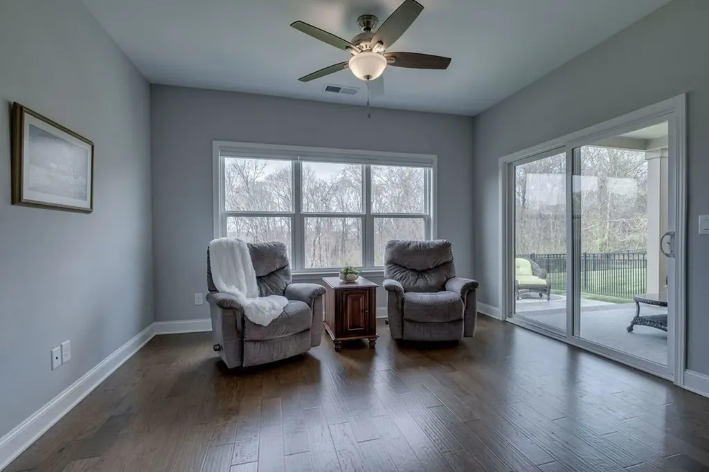 894 Meadowcrest Way Lebanon TN 37090