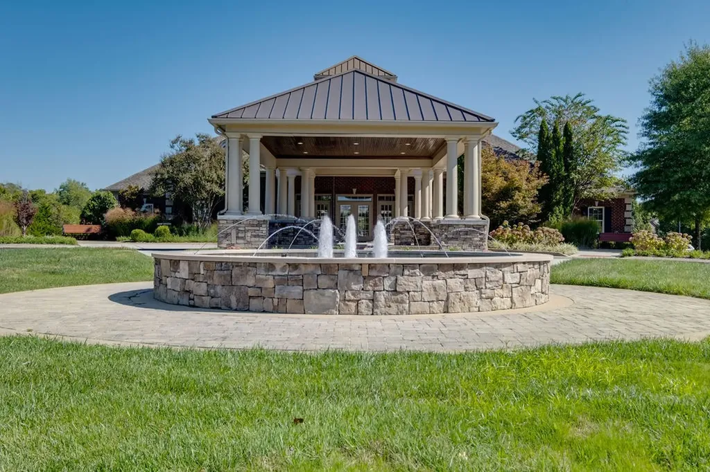 894 Meadowcrest Way Lebanon TN 37090
