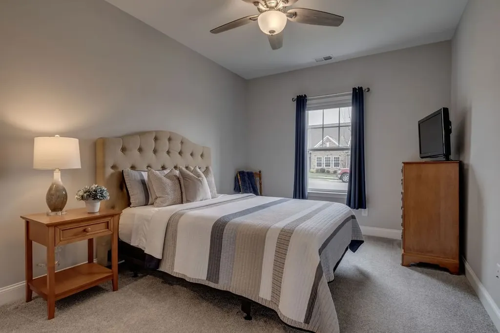 894 Meadowcrest Way Lebanon TN 37090