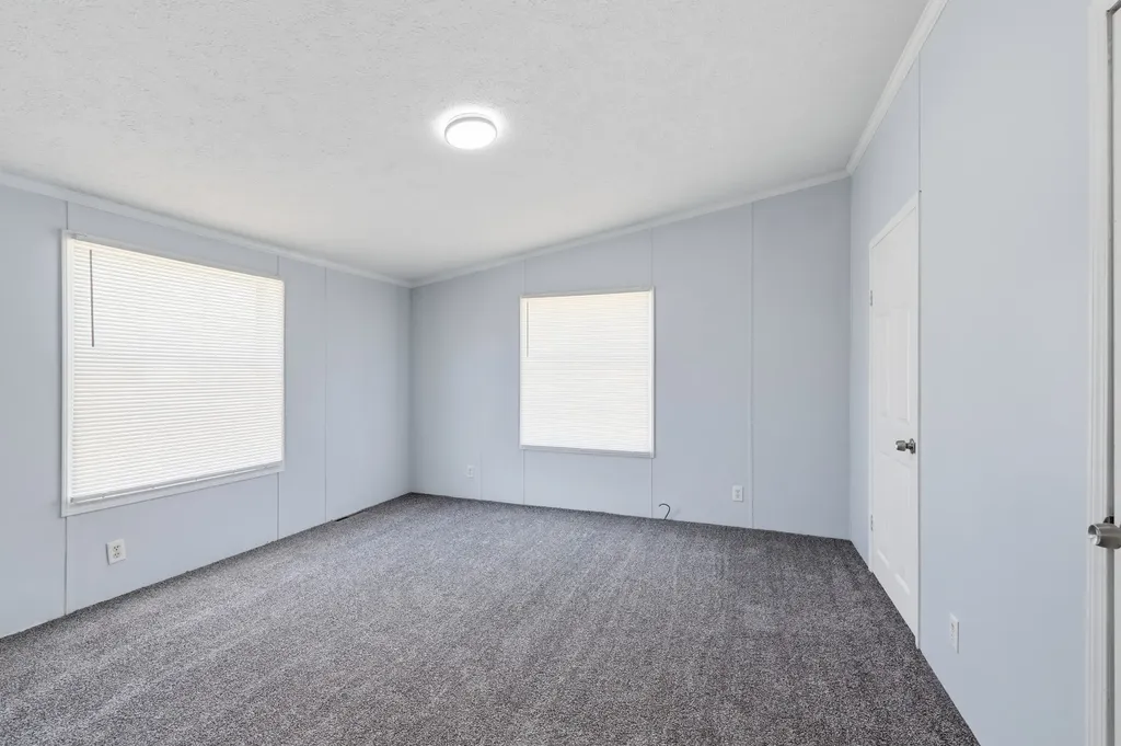 201 Oceanfront Cir, S Antioch TN 37013