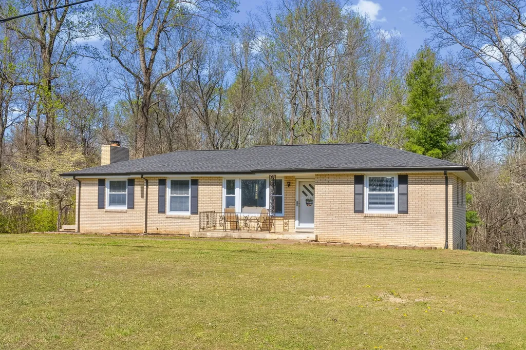 2403 Ashland City Road Clarksville TN 37043