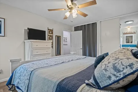 105 Clearwater Drive Tennessee Ridge TN 37178