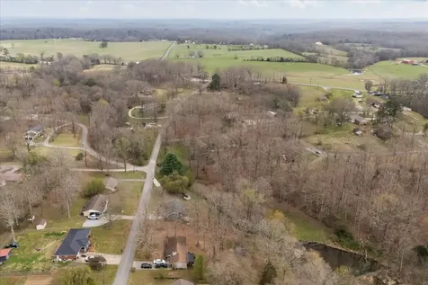 105 Clearwater Drive Tennessee Ridge TN 37178