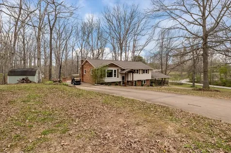105 Clearwater Drive Tennessee Ridge TN 37178