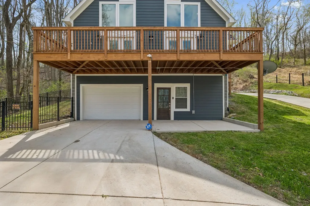 805 Weeping Willow Road Hendersonville TN 37075