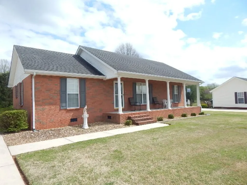385 Creek Lane Mcminnville TN 37110