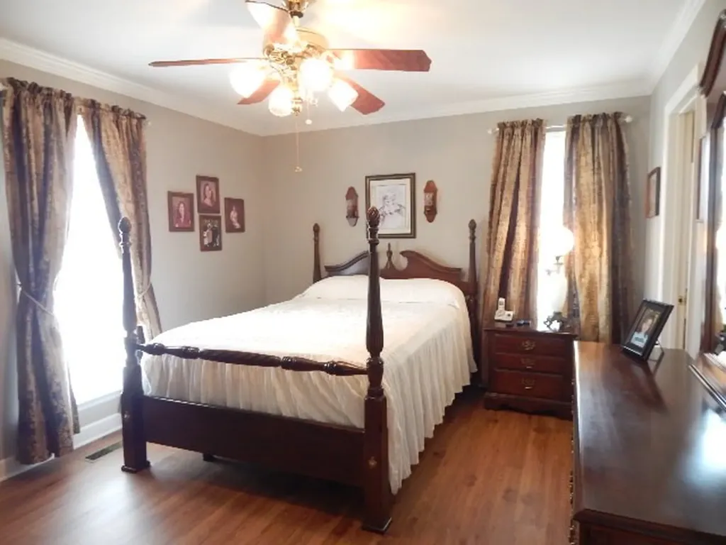 385 Creek Lane Mcminnville TN 37110