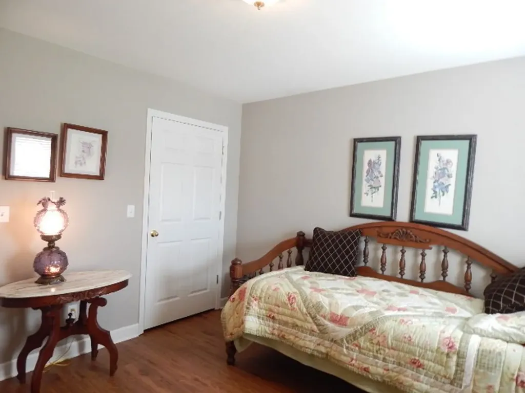385 Creek Lane Mcminnville TN 37110