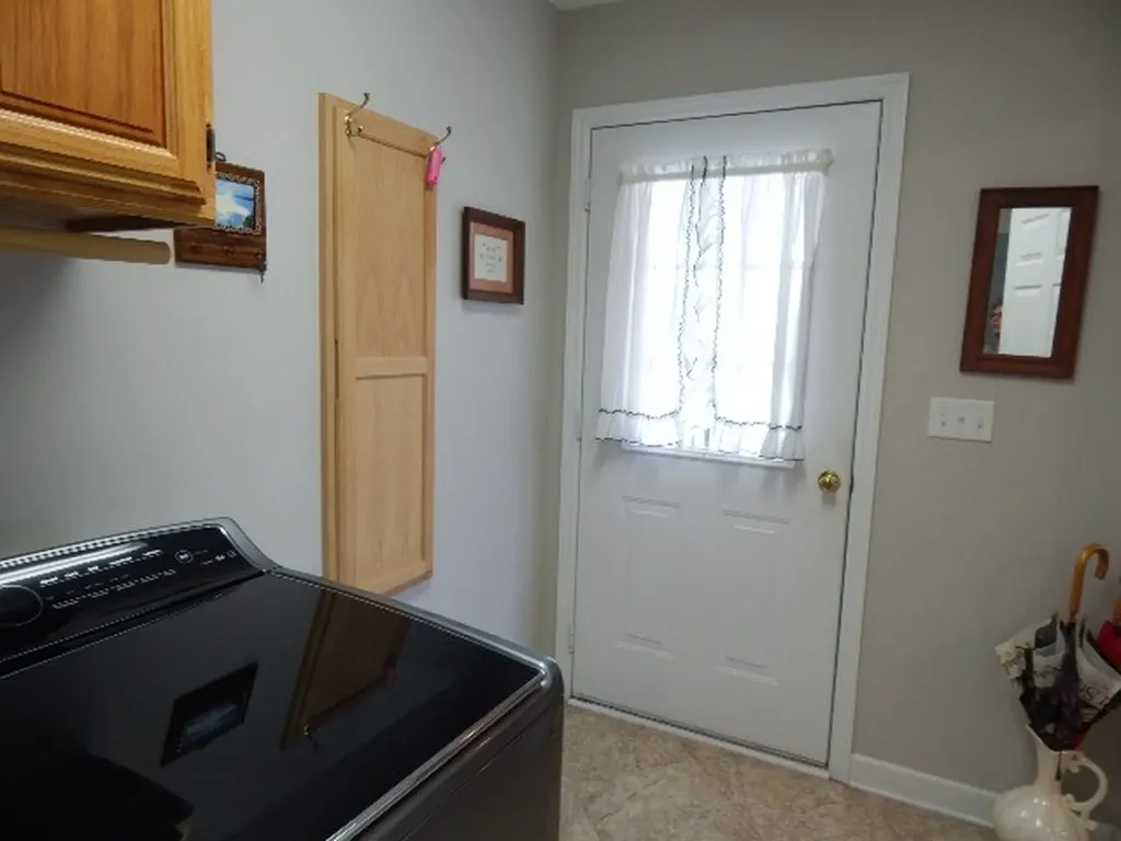 385 Creek Lane Mcminnville TN 37110