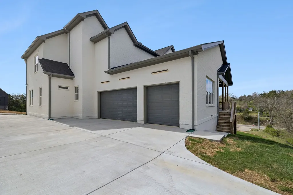 1007 Tiane Trail Gallatin TN 37066