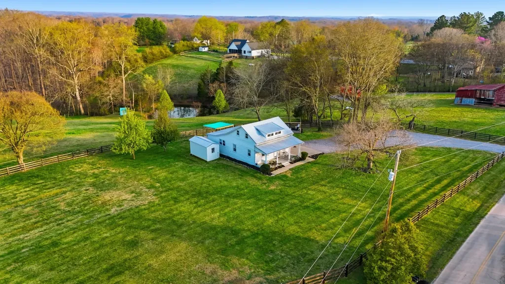 2830 Lockertsville Road Ashland City TN 37015