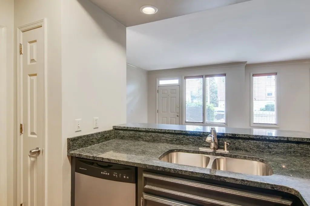 2110 Portland Avenue Nashville TN 37212