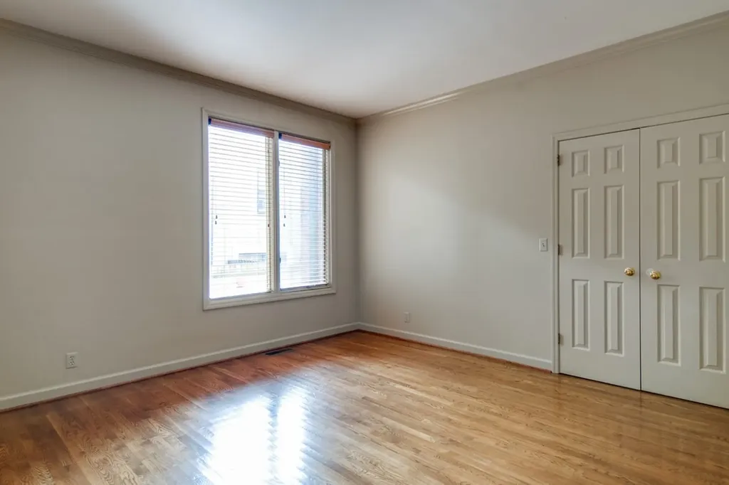 2110 Portland Avenue Nashville TN 37212