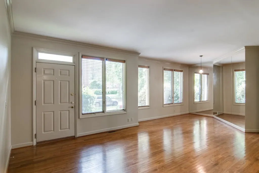 2110 Portland Avenue Nashville TN 37212