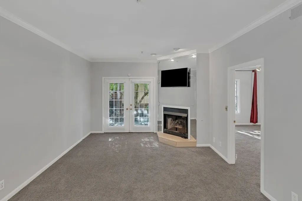 107 W End Place Nashville TN 37205