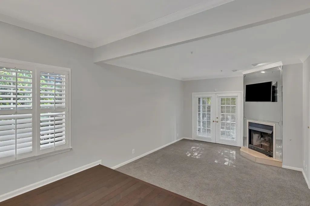 107 W End Place Nashville TN 37205