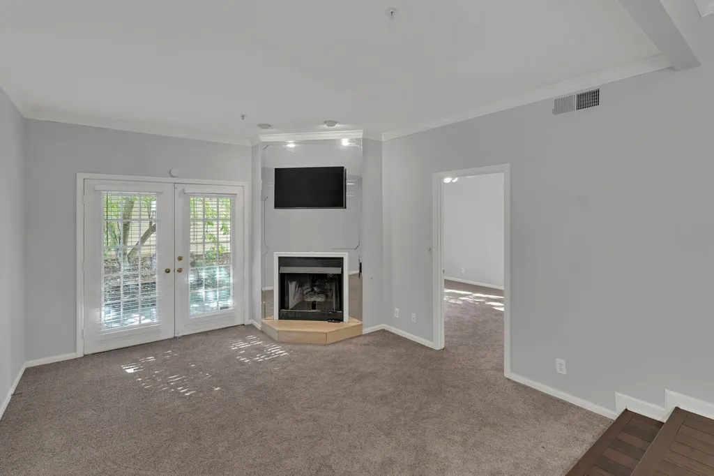 107 W End Place Nashville TN 37205
