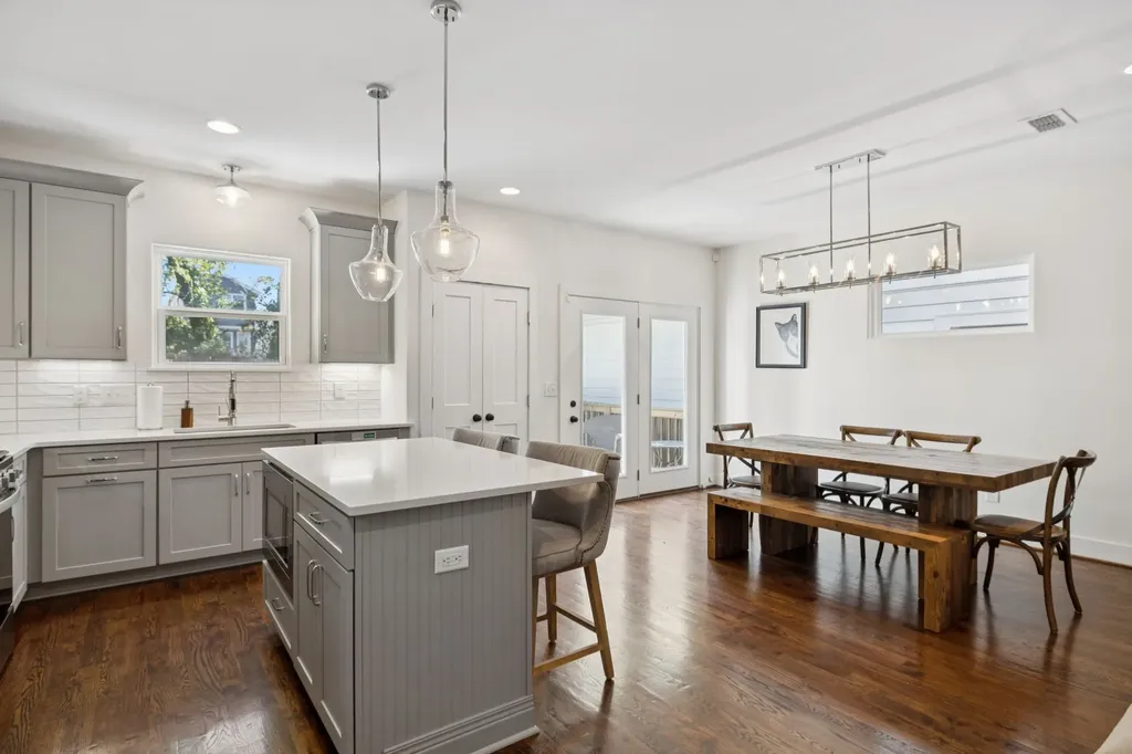 506B E Bend Drive Nashville TN 37209