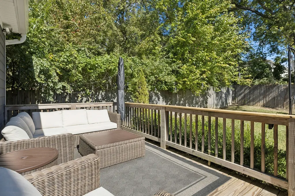 506B E Bend Drive Nashville TN 37209