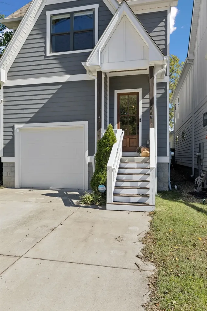 506B E Bend Drive Nashville TN 37209