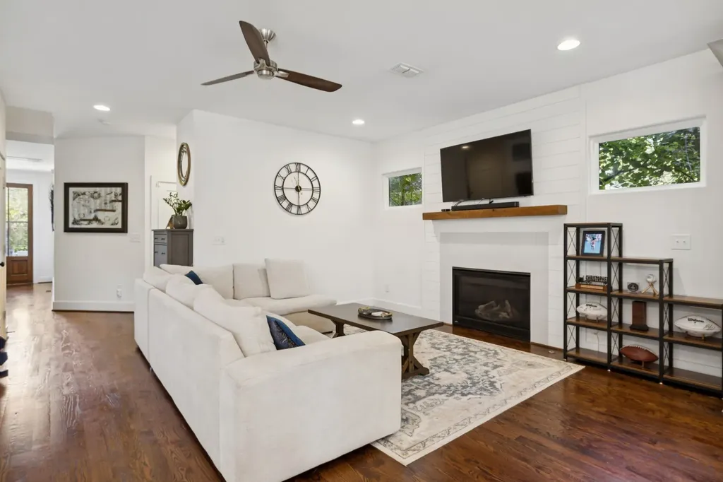 506B E Bend Drive Nashville TN 37209