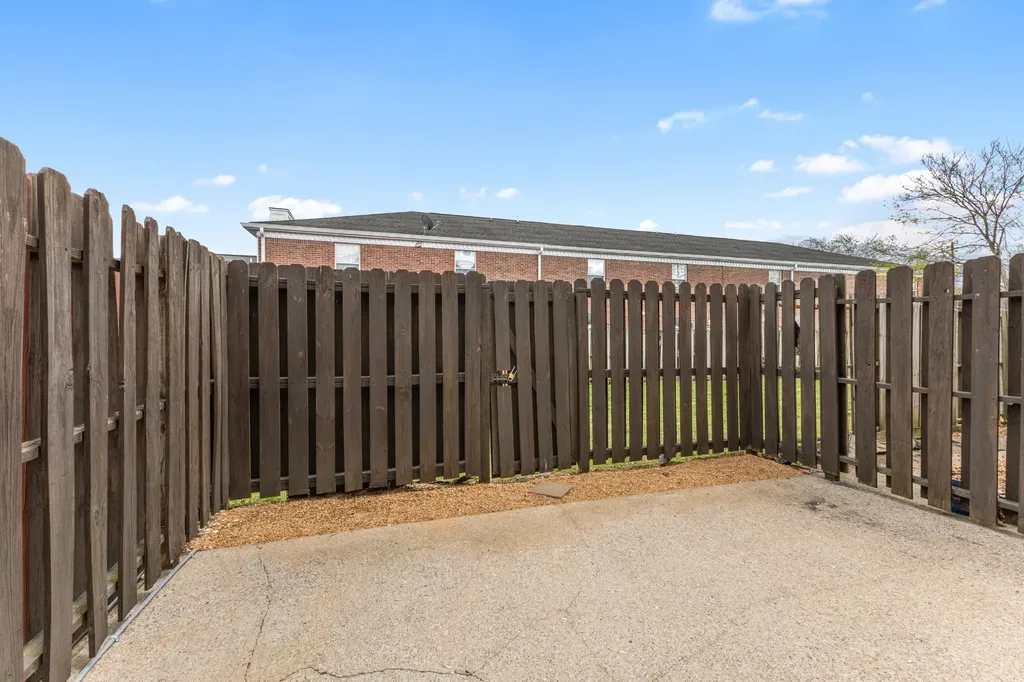 2121 Hwy 12 S, S Ashland City TN 37015