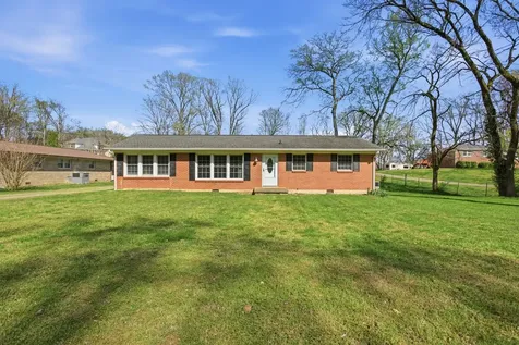 755 Ashwood Avenue Lewisburg TN 37091