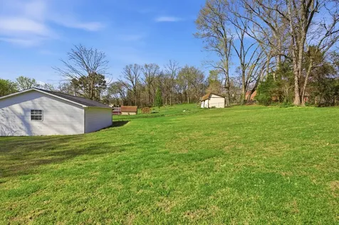 755 Ashwood Avenue Lewisburg TN 37091