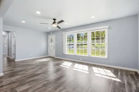 755 Ashwood Avenue Lewisburg TN 37091