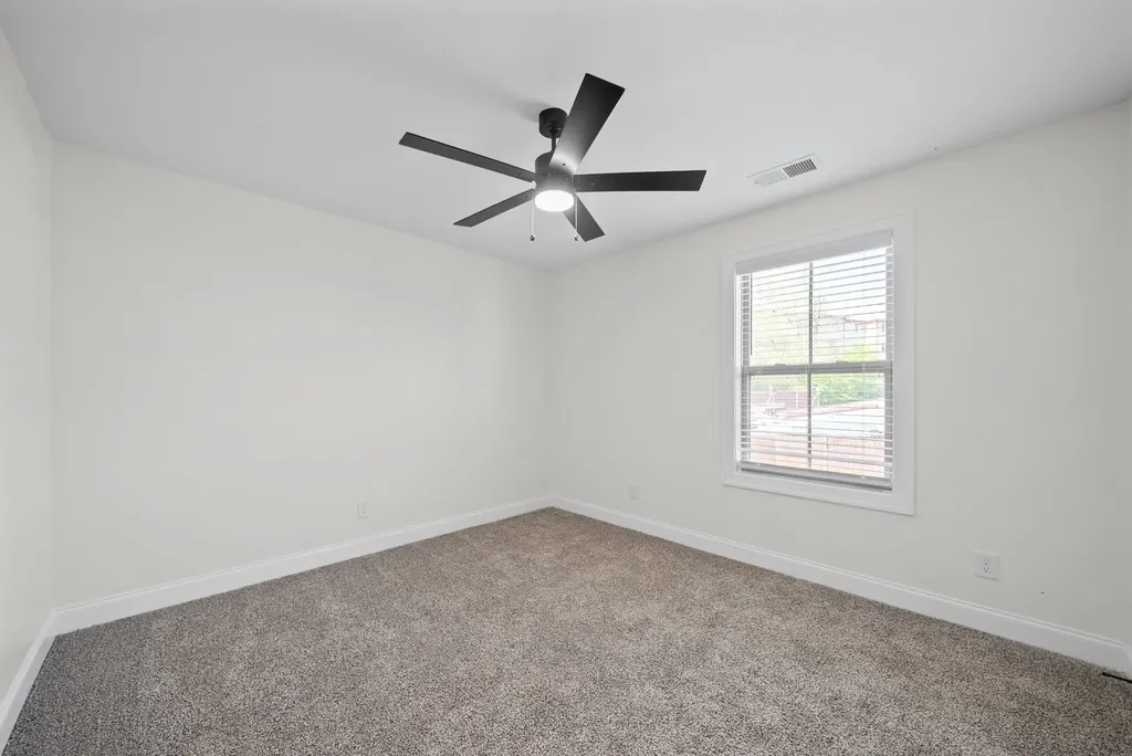 330 S 7th Street Clarksville TN 37040