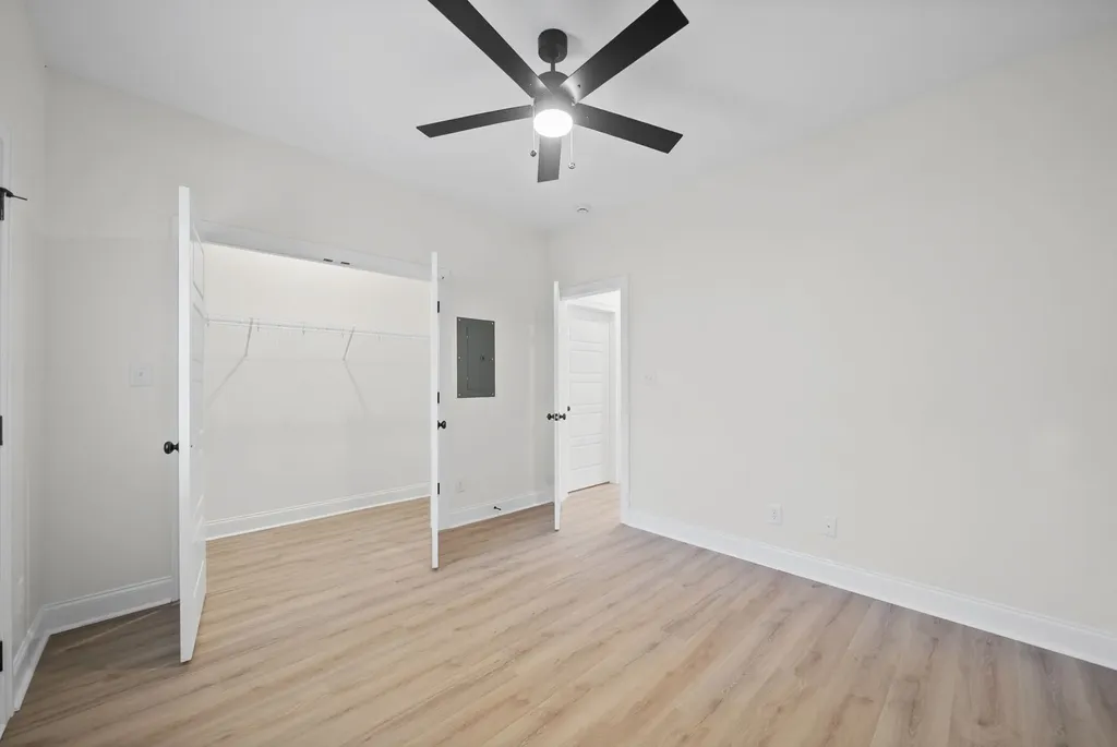 320 S 7th Street Clarksville TN 37040