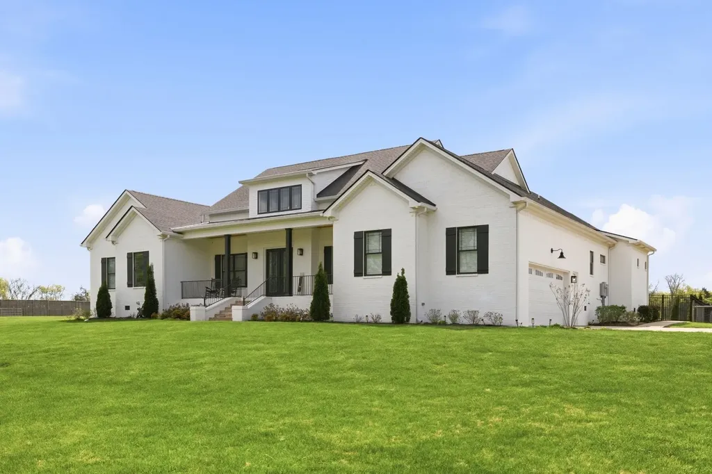8516 Lowe Christiana Road Christiana TN 37037