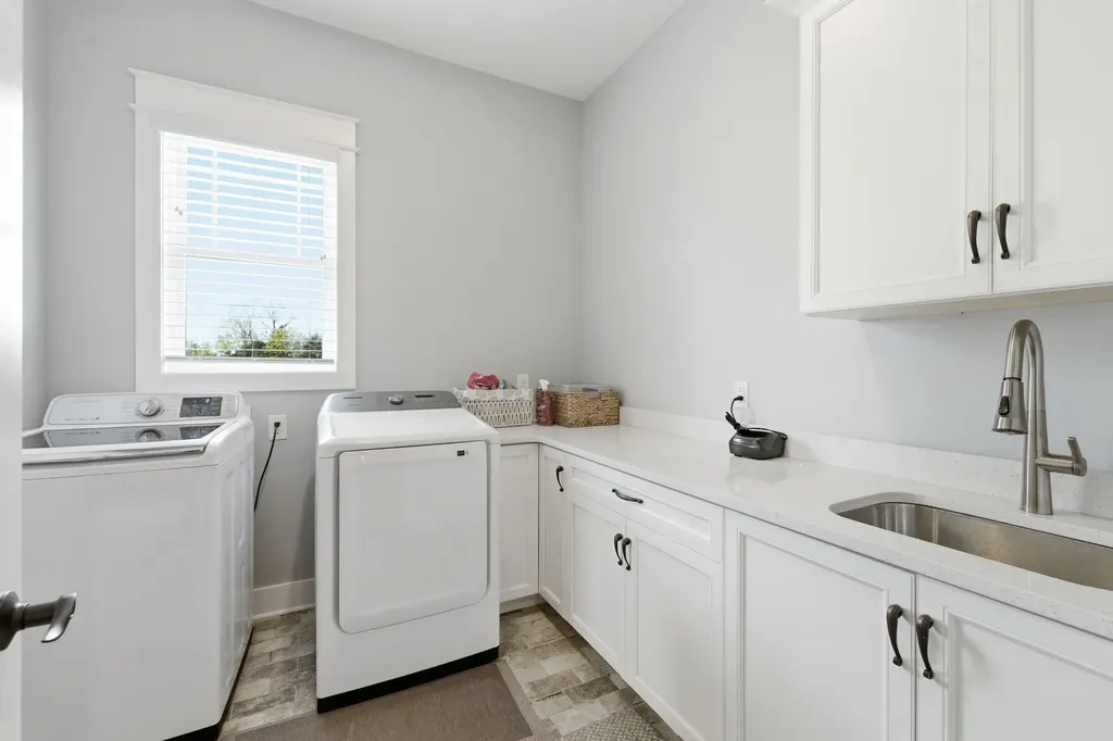 8516 Lowe Christiana Road Christiana TN 37037