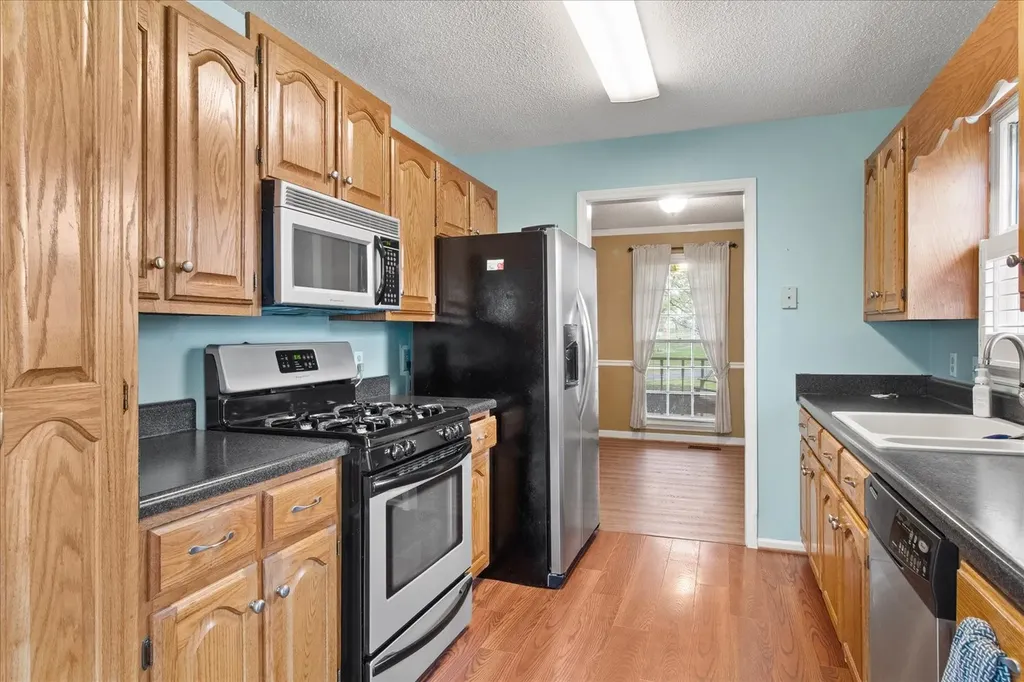 301 Andes Drive Columbia TN 38401
