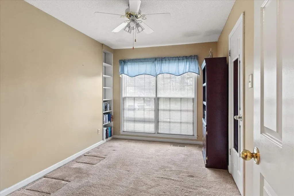 301 Andes Drive Columbia TN 38401