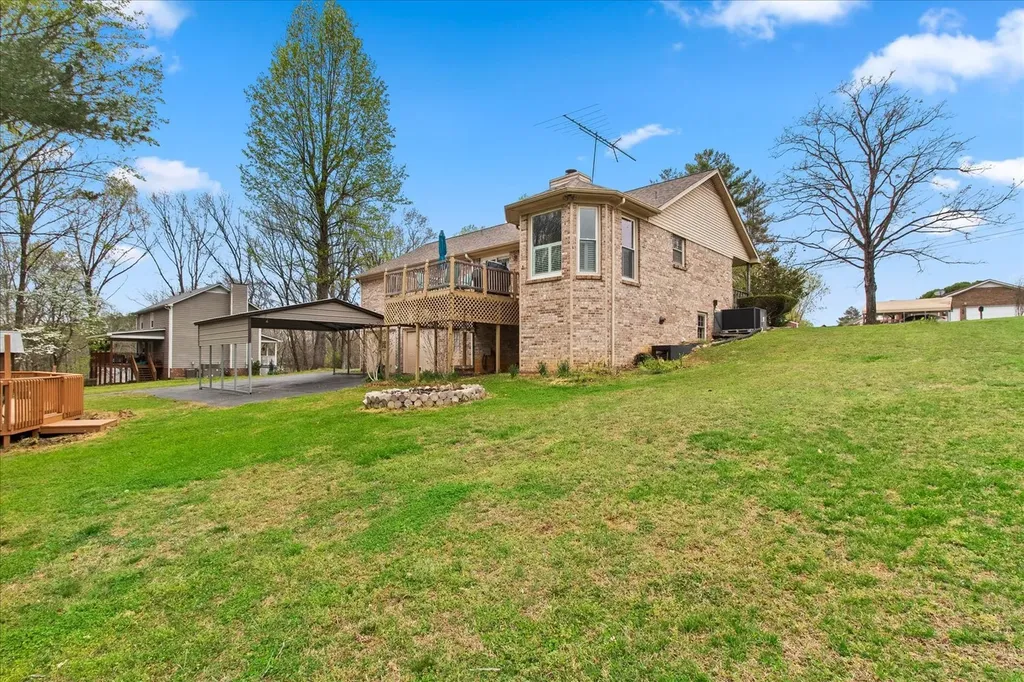 301 Andes Drive Columbia TN 38401