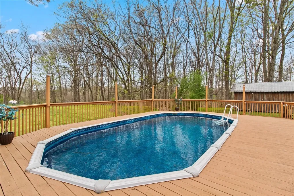 301 Andes Drive Columbia TN 38401