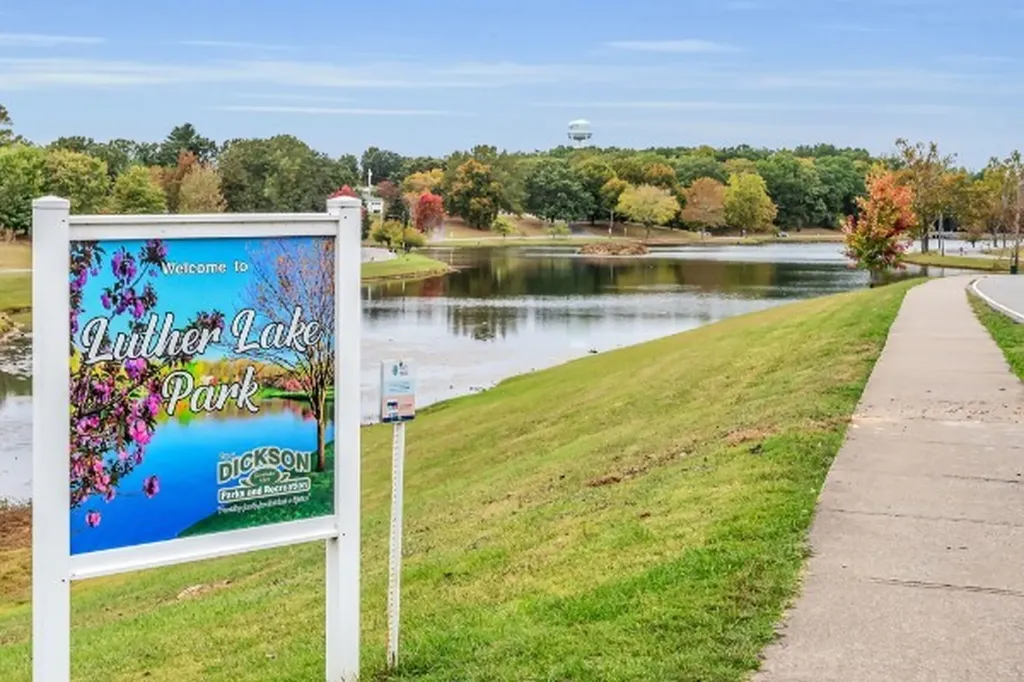 108 Lake Valley Road Dickson TN 37055